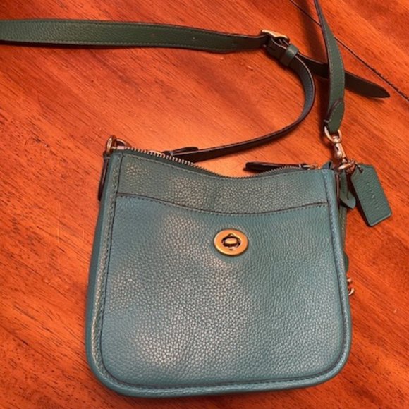 Coach Chaise Pebble Leather Bright Green Crossbody - Used - Picture 6 of 14
